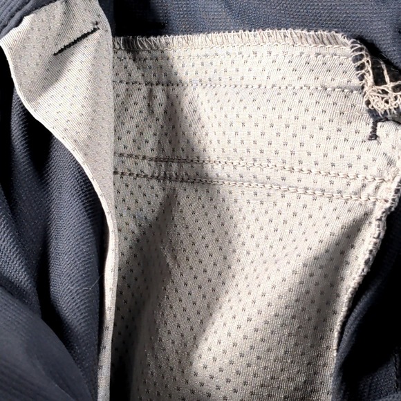 Wrangler Mens 30 ATG Outdoor Shorts Polyester Blue Hiking Cargo Utility Pockets - Picture 9 of 12